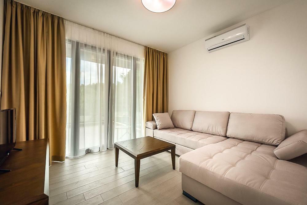 Adria Lux Apartmens 2 Sveti Stefan Buitenkant foto