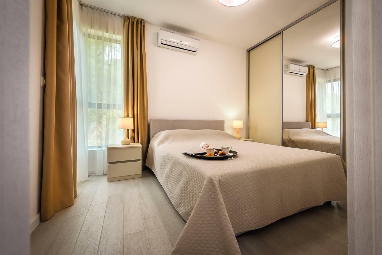 Adria Lux Apartmens 2 Sveti Stefan Buitenkant foto