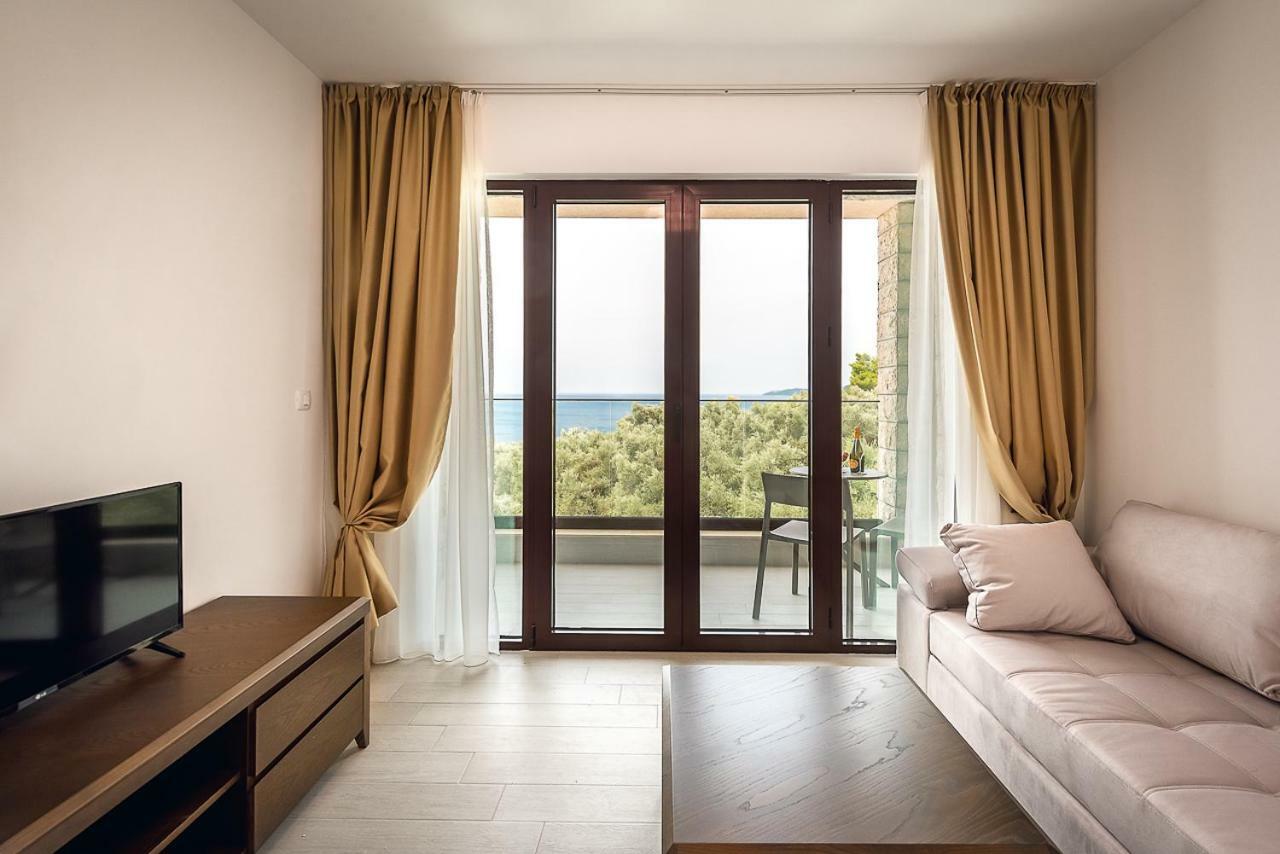Adria Lux Apartmens 2 Sveti Stefan Buitenkant foto